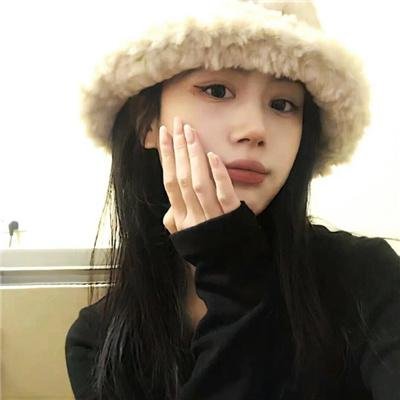 女伯爵
